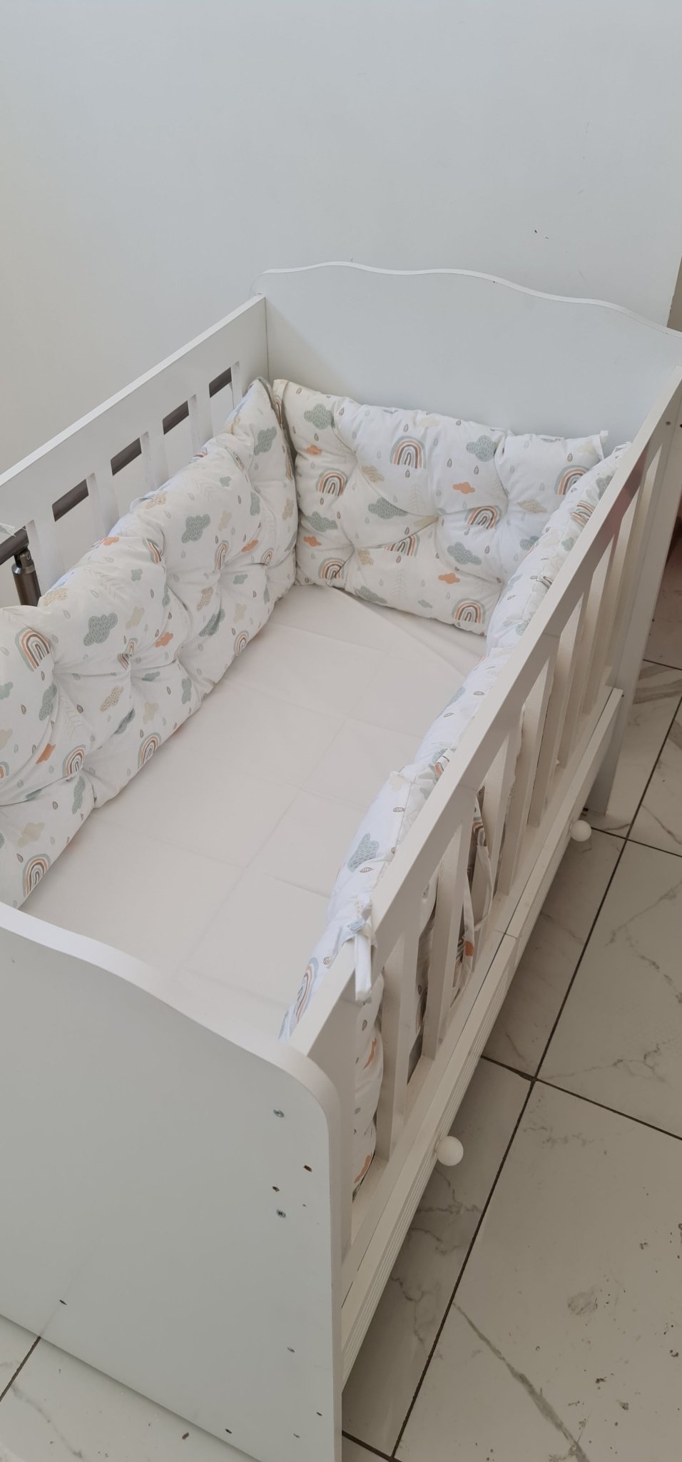 Bebek Beşik Kenar Koruma Takımı Gök Kuşaklı %100 Pamuk Kumaş - Yorgan Atölyesi