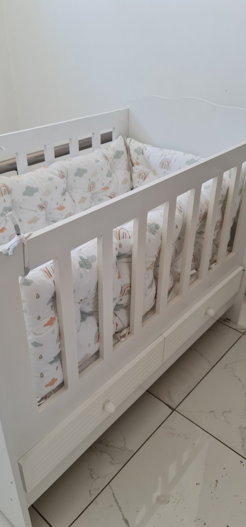 Bebek Beşik Kenar Koruma Takımı Gök Kuşaklı %100 Pamuk Kumaş - Yorgan Atölyesi