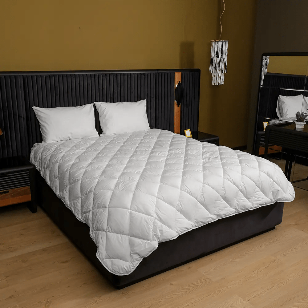 Çift Kişilik Beyaz Doğal Kuzu Yünü Yorgan - Yorgan Atölyesi